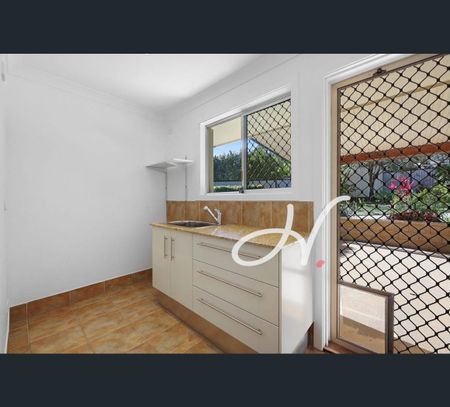 14 Tumbarumba Avenue, Ashmore, Qld 4214 - Photo 3