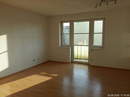 Geförderte 3 Zimmer Wohnung mit Balkon und zugehörigen Stellplatz - Foto 5