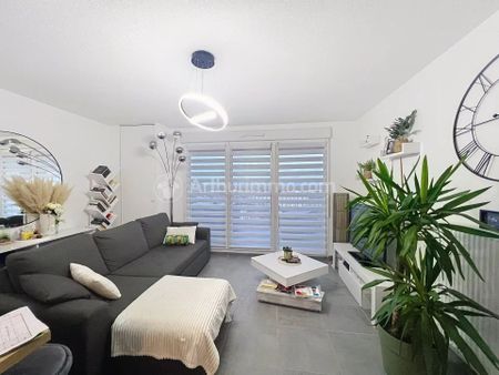 Location Appartement 2 pièces 44 m2 à Clermont-Ferrand - Photo 2