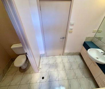 Windsor Gardens - Photo 6