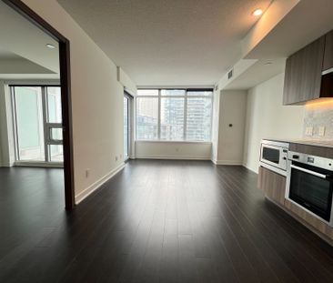 For Lease - 19 Bathurst Street Unit# 1815, Toronto, Ontario - Photo 3