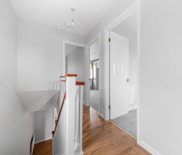 3 bedroom semi-detached house to rent - Photo 2