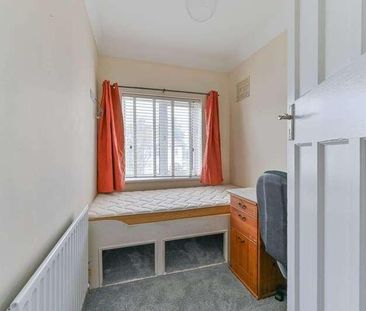 Sunningdale Road, Sutton, SM1 - Photo 2