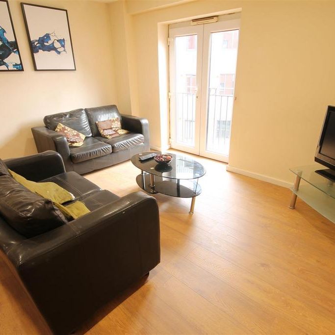 4 bedroom apartment to rent - Photo 1