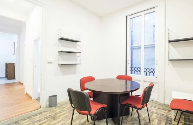 Carrer de la Portaferrissa, Barcelona, Catalonia 08002 - Foto 1