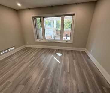 For Lease - 218 Baker Avenue, Richmond Hill, Ontario - Photo 5