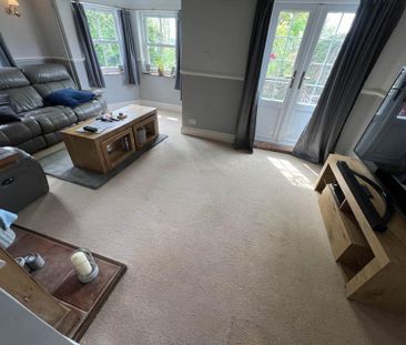 4 bedroom detached house to rent - Photo 1