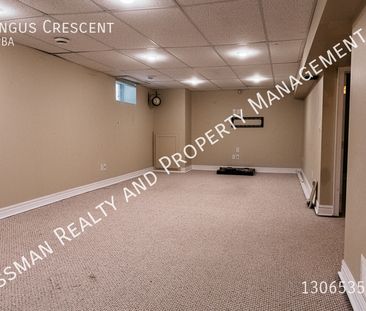 3 Bed, 2 Bath FULL HOUSE W/ Garage available in Cathedral, Regina SK. - Photo 2