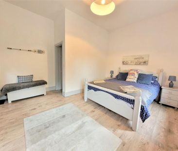 2 bedroom barn conversion to rent - Photo 3