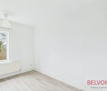 Semi-detached house to rent on - Photo 5