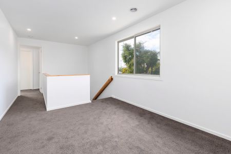 Unit 1/24 South Road, Rosebud. - Photo 3