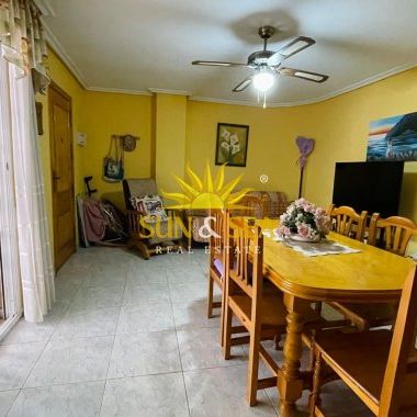 2-BEDROOM APARTMENT FOR RENT IN TORREVIEJA - ALICANTE - Photo 1