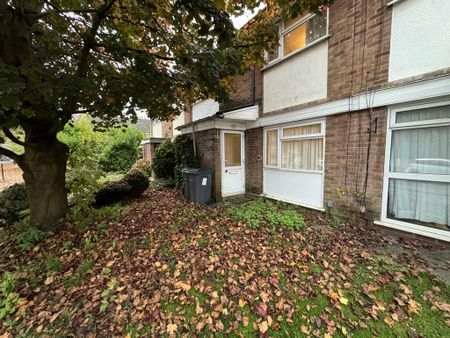 2 bedroom terraced house to rent - Photo 4