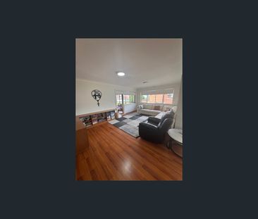 31 Hazel Street, Georges Hall, NSW 2198 - Photo 6