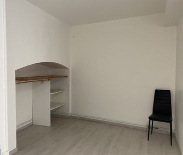 Location Appartement 1 pièce 18m² CASTELNAUDARY 11400 - Photo 6