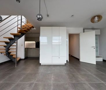 TE HUUR - Duplex appartement met 2slpk en terras - foto 2