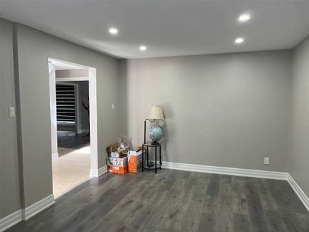 For Lease - 33 Mackay Street, Brampton, Ontario - Photo 2