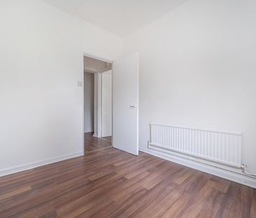3 bedroom flat to rent - Photo 5