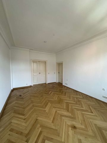 Stilvolle &amp; renovierte 5-Raum-Wohnung in der Weimarer Westvorstadt! - Foto 5