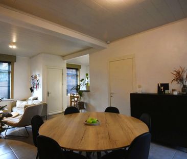 Gezellige rijwoning met diepe tuin in Moorslede - Photo 6