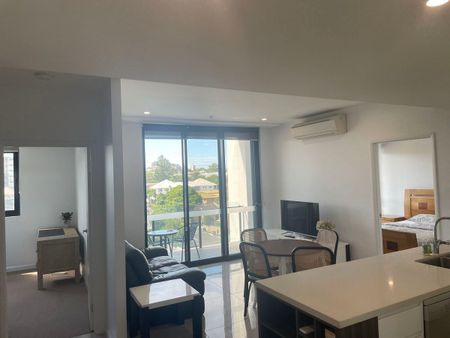 Furnished 2 Bedroom Unit - Photo 2