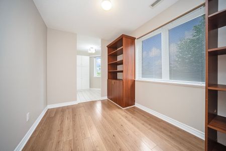 For Lease - 3 Dayspring Circle Unit# 301, Brampton, Ontario - Photo 4