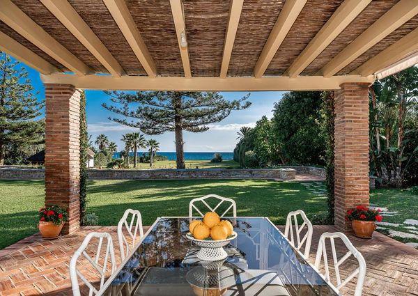 5 bedroom luxury Villa for rent in San Pedro de Alcántara, Spain