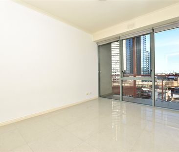 707/83 Queensbridge Street - Photo 1