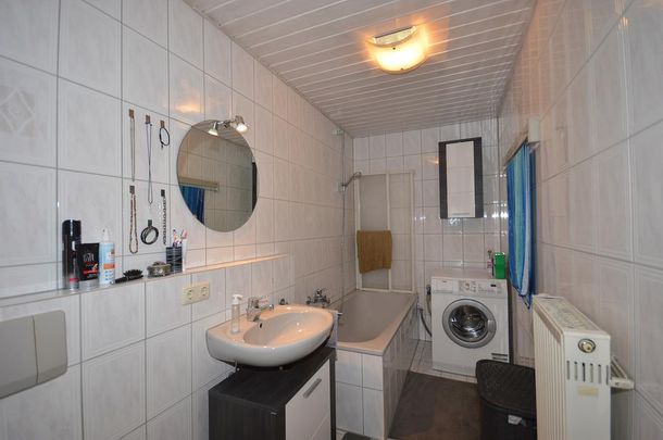 Ideale Single-Wohnung: 2 Zimmer, Küche, Bad, Balkon in Neumarkt - Foto 1