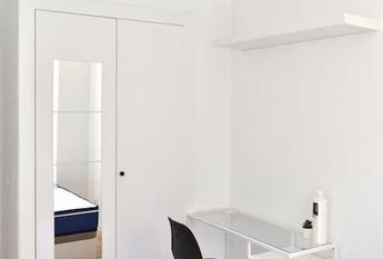 Calle de la Liberación, Madrid, Community of Madrid 28033