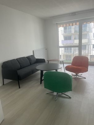 Location Appartement 4 pièces 82m² PESSAC 33600 - Photo 1