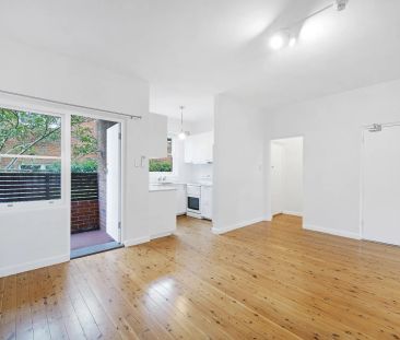 3/2A Noble Street, Mosman. - Photo 2