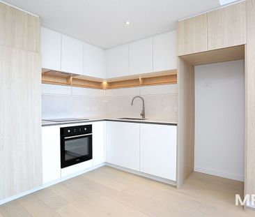 1303/40 Hall Street, Moonee Ponds - Photo 6