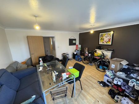 4 bedroom terraced house to rent - Photo 4