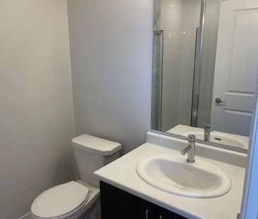 For Lease - 33 Wild Rose Gardens Unit# A, Toronto, Ontario - Photo 6