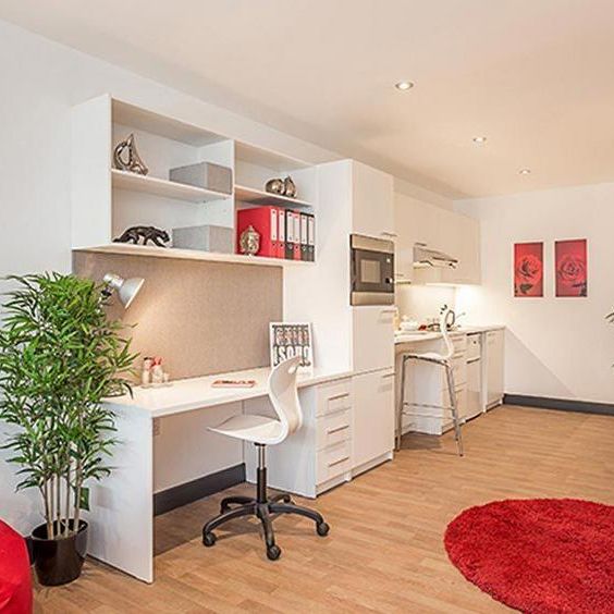 Studio to rent - Photo 1