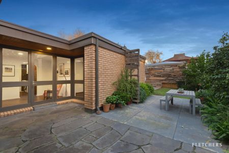 Unique, Meticulously Maintained and Architectually Designed Mid-Century Oasis in Highly Sought-After Balwyn High School Zone - Photo 4