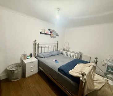 4 bed detached bungalow to rent in Copperfield Avenue, Uxbridge, UB8 - Photo 6