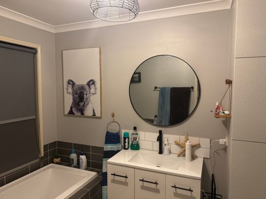 Strathfieldsaye - Photo 1