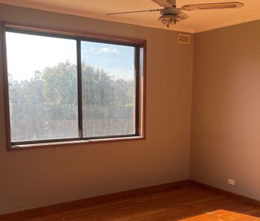 3 Bedroom Home - Photo 4