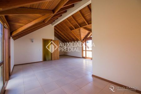 Casa com 3 quartos e 331m² para alugar em Teresópolis, Porto Alegre. - Foto 4