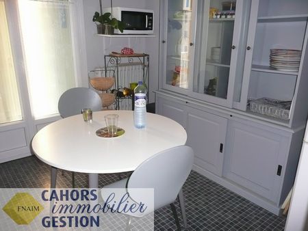 Location Appartement 2 pièces 70m² CAHORS 46000 - Photo 2