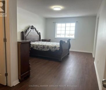 454 WISTERIA CRESCENT - Photo 4