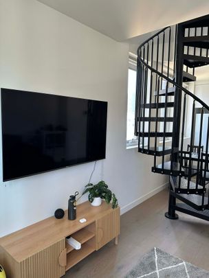 West Melbourne - Photo 1