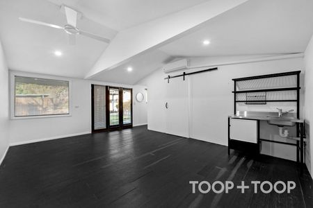 Fully renovated family home - Photo 4