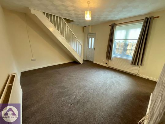 2 bedroom maisonette to rent - Photo 1