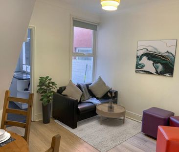 3 bedroom terraced house to rent - Photo 1