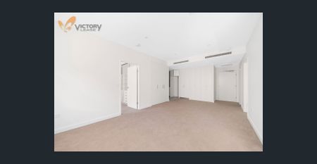 2-bedroom Apartment in Rouse Hill - Photo 2