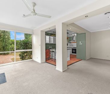 10 Chivalry Avenue, Glen Waverley - Photo 6
