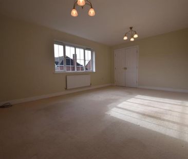 5 Bedroom Detached To Let - Photo 4